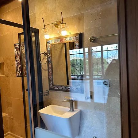 Saint John Ephesus Apartment *
